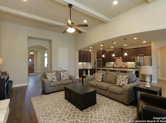 4th image of 14703 Becker Way