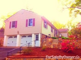 329 Newtown Rd, Wyckoff, NJ 07481