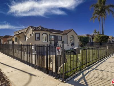 1600 W 80th St, Los Angeles, CA, 90047