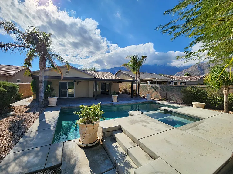 716 Summit Dr — Photo 21