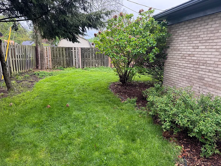 737 Cherry Tree Ln — Photo 10