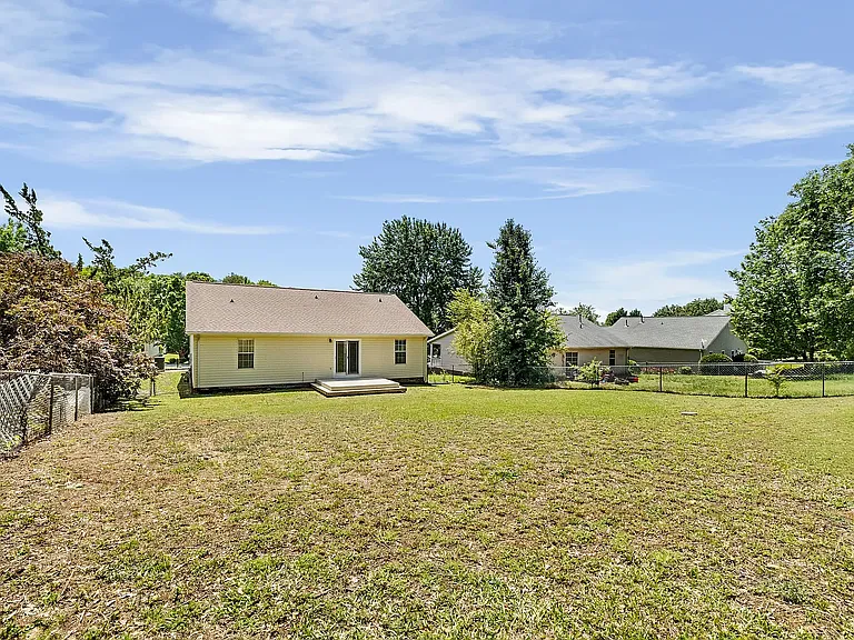 26 Michell Dr — Photo 23