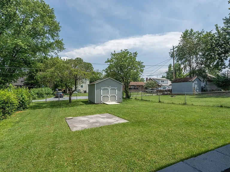1306 E Chilhowie Ave — Photo 6