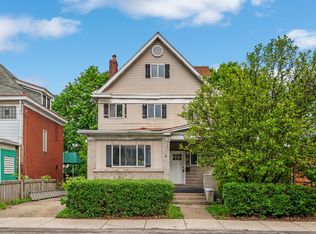 2706 Pioneer Ave, Pittsburgh, PA 15226