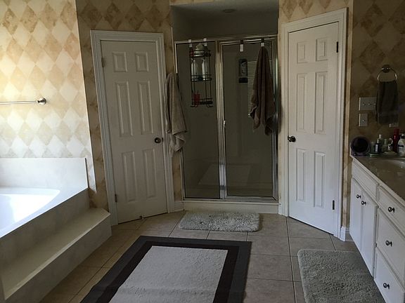 5th image of 6030 Braeburn Ct
