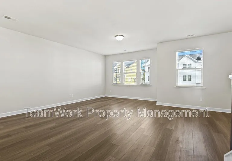 9413 Sun Fountain Dr — Photo 20