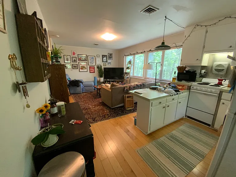 122 N Sunset Dr #1 — Photo 10