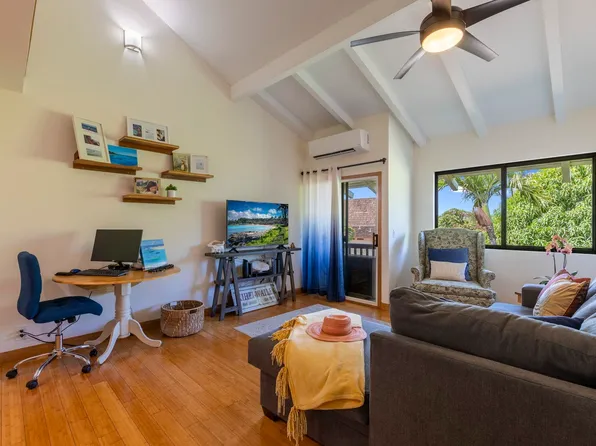 2050 Kanoe St APT 208, Kihei, HI 96753