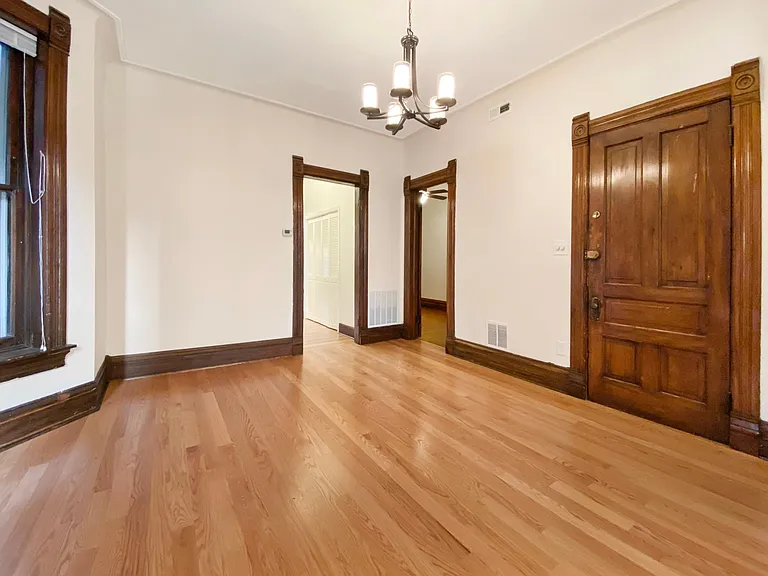 1012 W Armitage Ave #1 — Photo 12