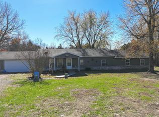 793 W Ragsdale St, Seymour, MO 65746