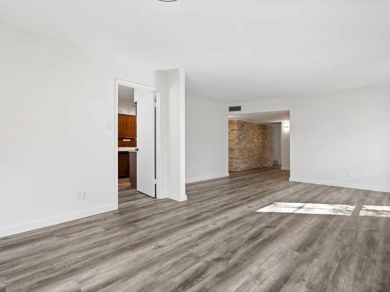 12611 High Meadow Dr — Photo 10