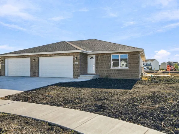 1952 Eagle Dr, Morris, IL 60450