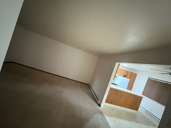 13050 NW Cornell Rd E #E-2-02, Portland, OR 97229