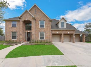 2501 Seabrough Dr, Pearland, TX 77584