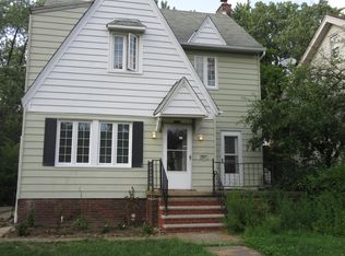 3597 Bainbridge Rd, Cleveland Heights, OH 44118