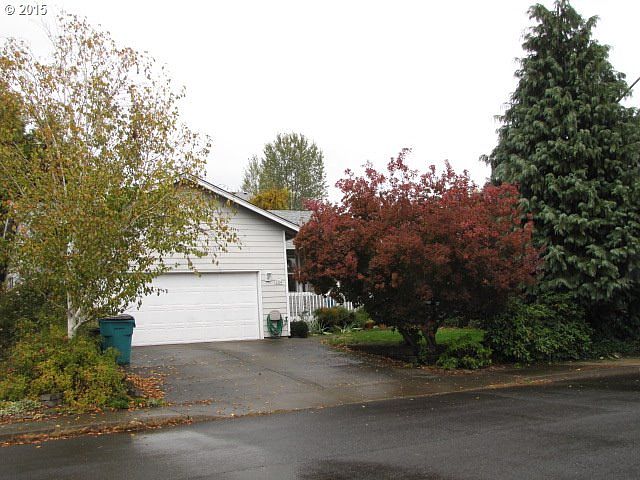 1st image of 5304 NE 68th St