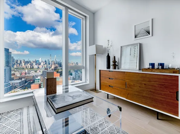 29-59 Northern Boulevard image 1 of 34