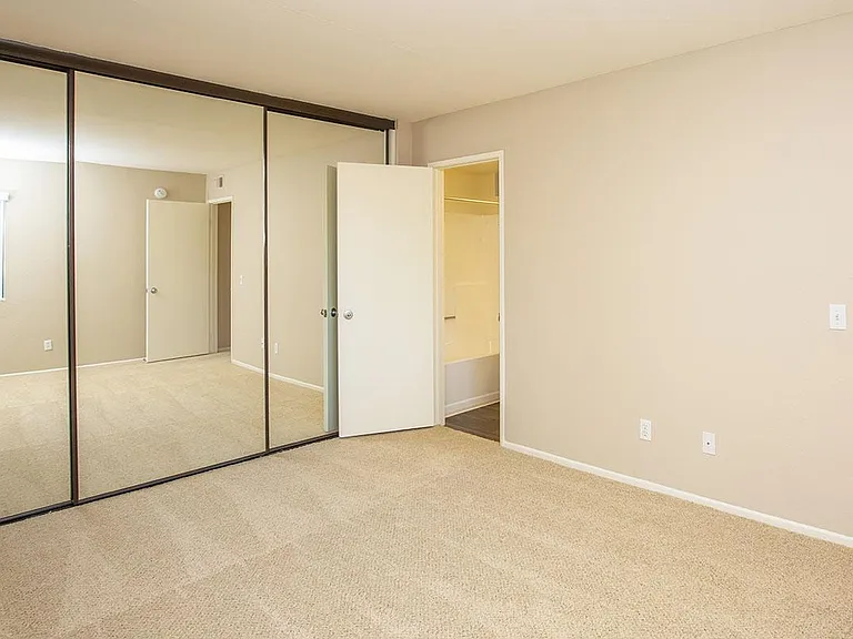 Westridge Apartment Homes — Photo 40