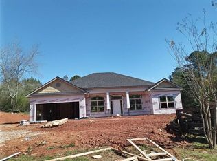 16 Forest Bend Dr, Jefferson, GA 30549