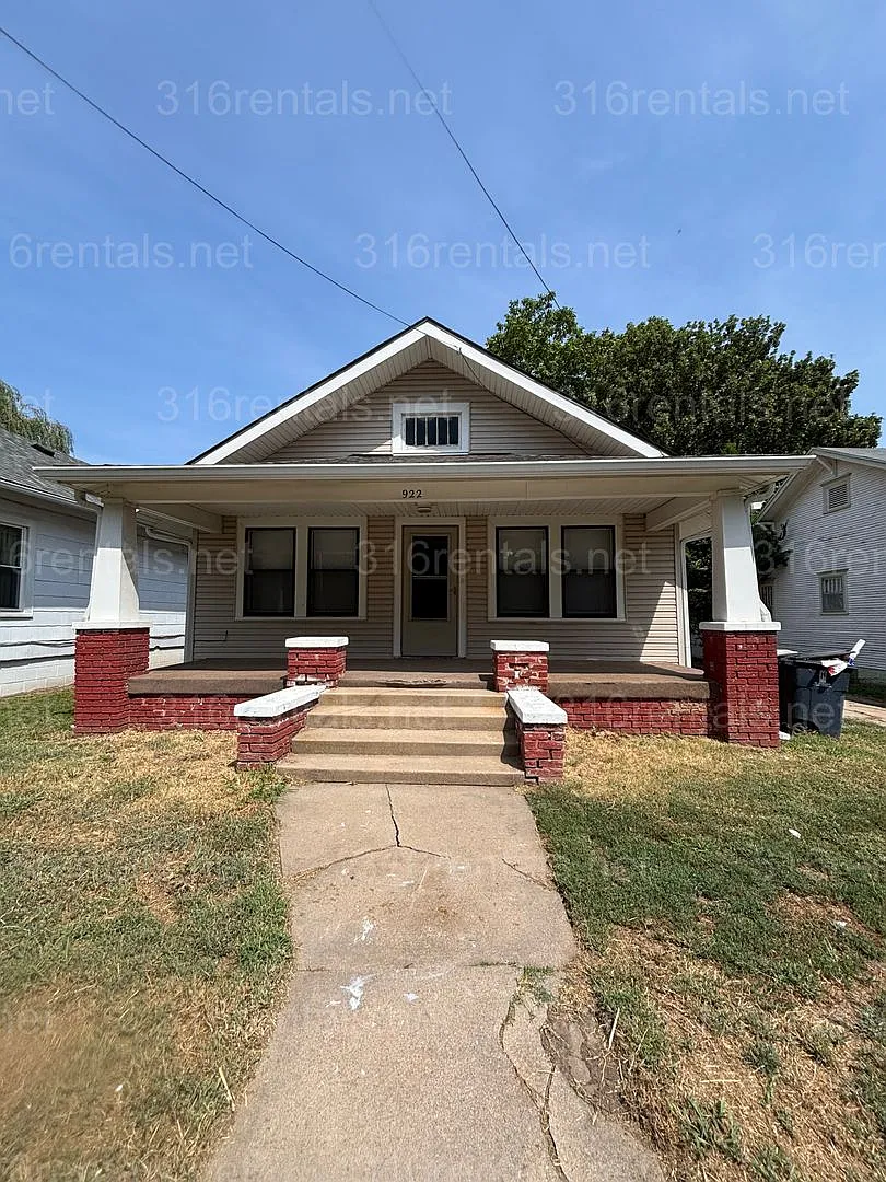 Three bed one bath available SOON! — Photo 2