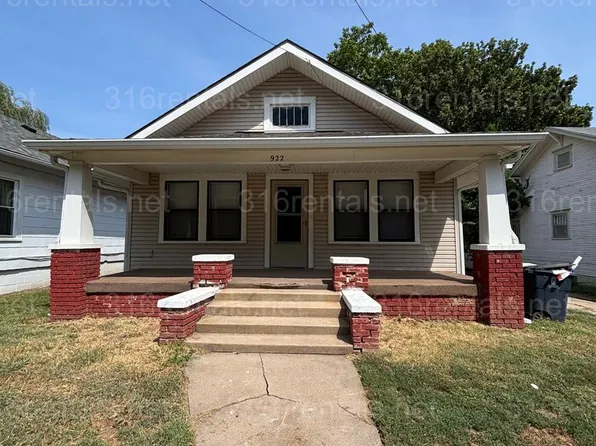 922 W 2nd Ave, El Dorado, KS 67042