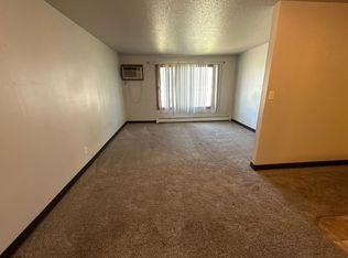 2014 10th Ave E, Williston, ND 58801