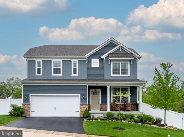 127 Nichols Mill Rd, Downingtown, PA 19335