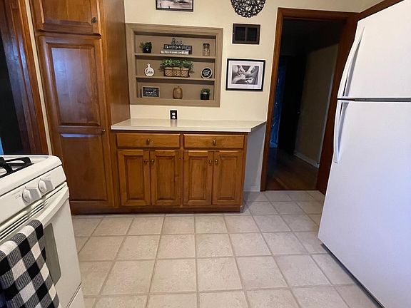 4th image of 1619 W Willcox Ave
