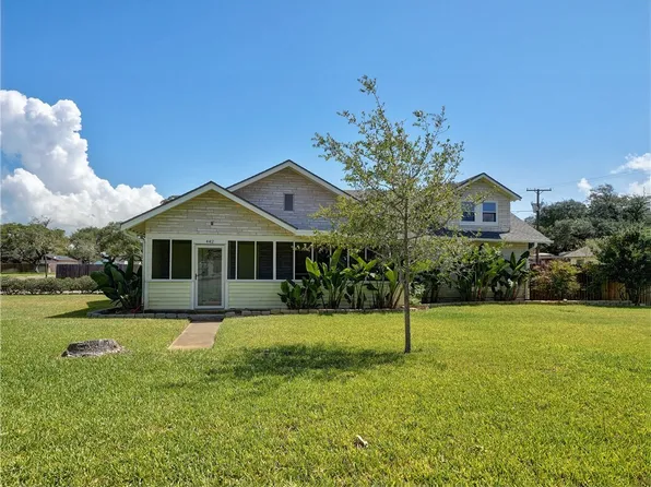 442 W Yoakum Ave, Aransas Pass, TX 78336