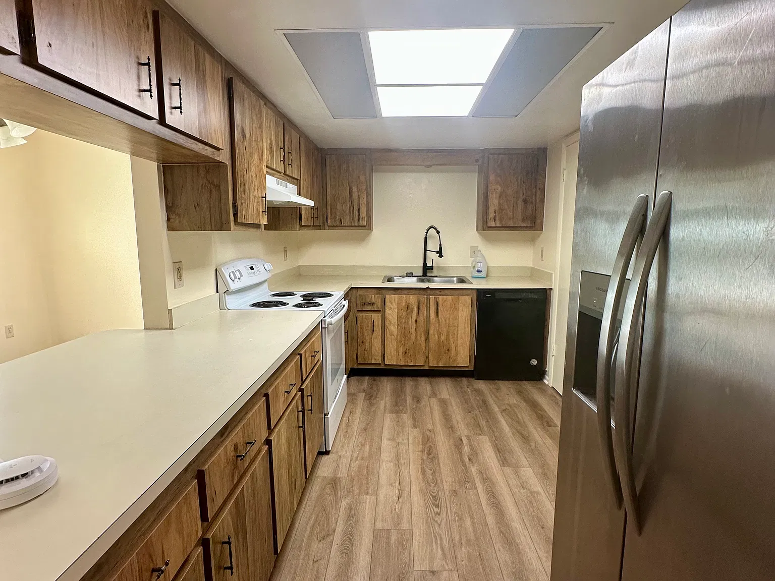 2 bed, 946 sqft, $1,500 — Photo 4