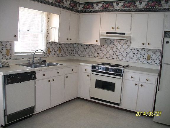 3rd image of 109 Dominion Ct