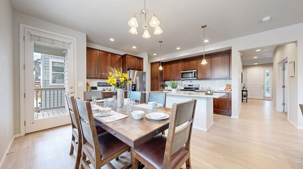 138 N Pamela Dr