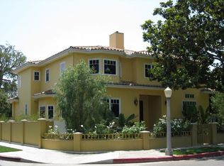 10402 Bloomfield St, North Hollywood, CA 91602