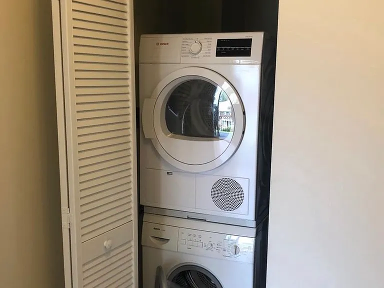 416 S Veitch St #307 — Photo 9