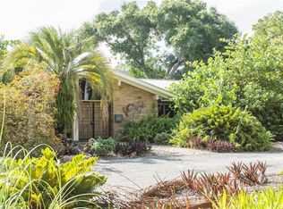 7242 Demens Dr S, Saint Petersburg, FL 33712