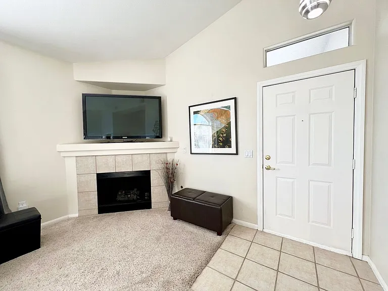 700 Carnegie St #222 — Photo 12