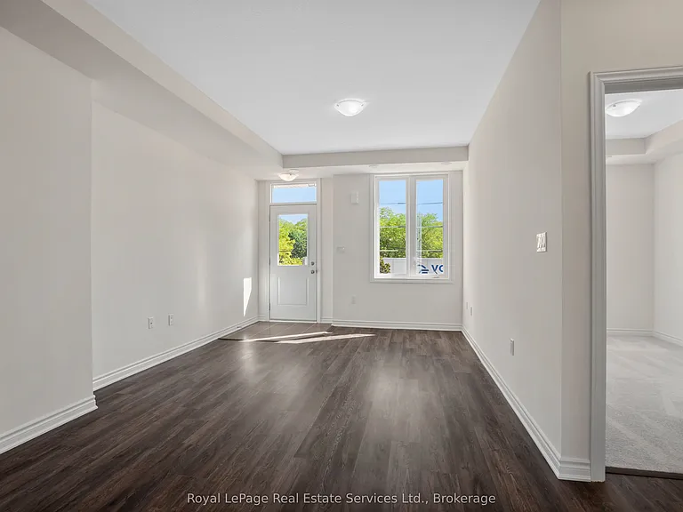 383 Dundas St E #68 — Photo 3