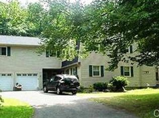 124 Chambers Rd, Danbury, CT 06811