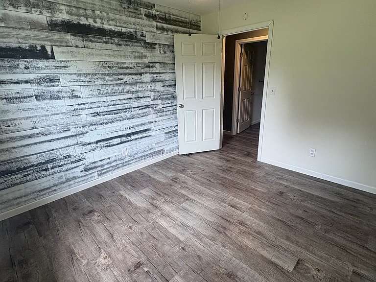 1711 Ridgewood Dr — Photo 12
