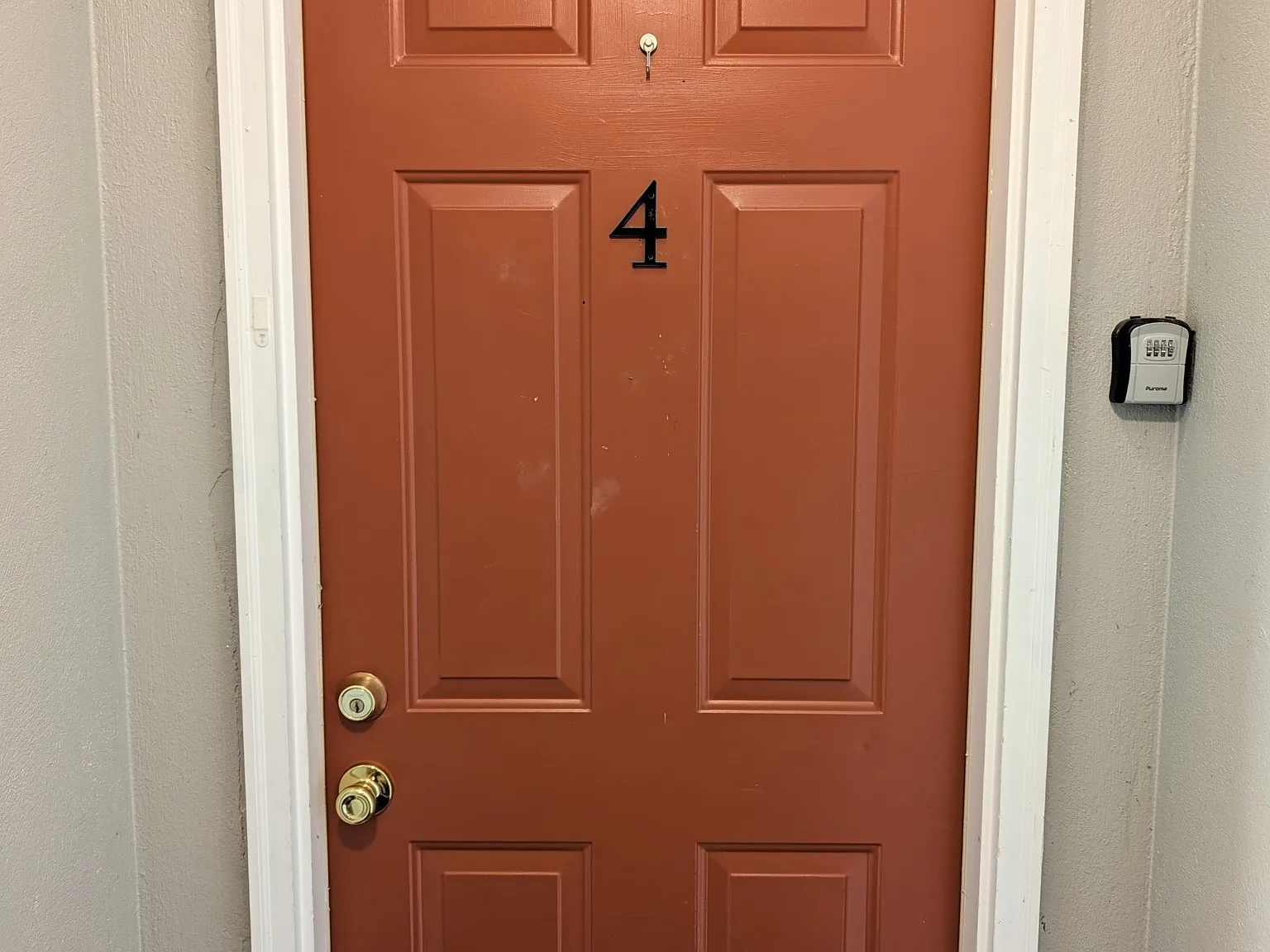 Cottage Apartments — Photo 4