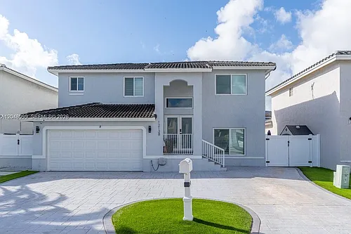 12138 SW 250th Ter Photo 1