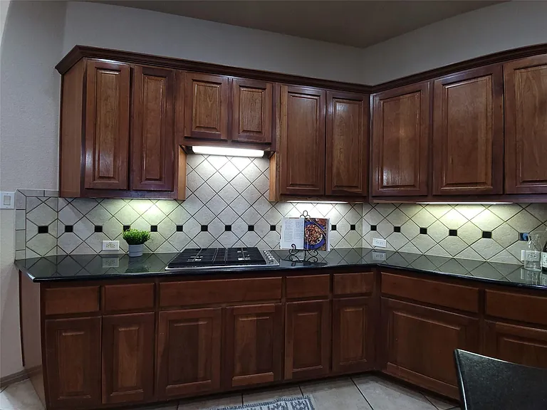 10028 Lisi Anne Dr — Photo 16