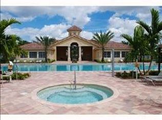 18052 SW 41st St, Miramar, FL 33029