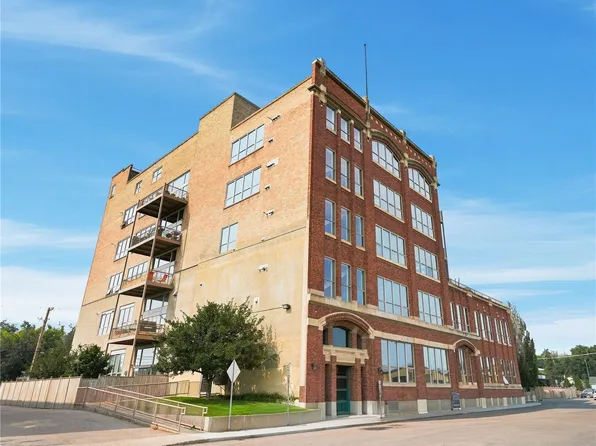 211 D Avenue N #204, Saskatoon, SK S7L 1M6