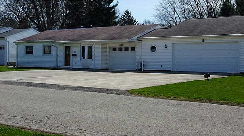 2nd image of 539 E Light St