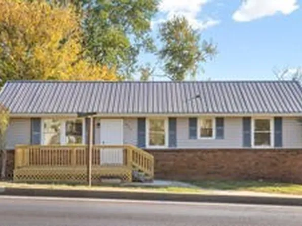 835 Peachers Mill Rd, Clarksville, TN 37042