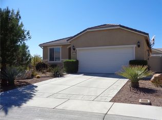 10018 Peachtree Rd, Apple Valley, CA 92308