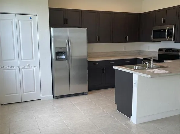 20564 NE 5th Pl, Miami, FL 33179