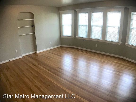3rd image of 2108 NE 13th Ave Unit 5