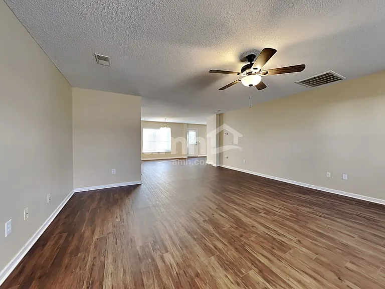 8545 Chloe Ln — Photo 6